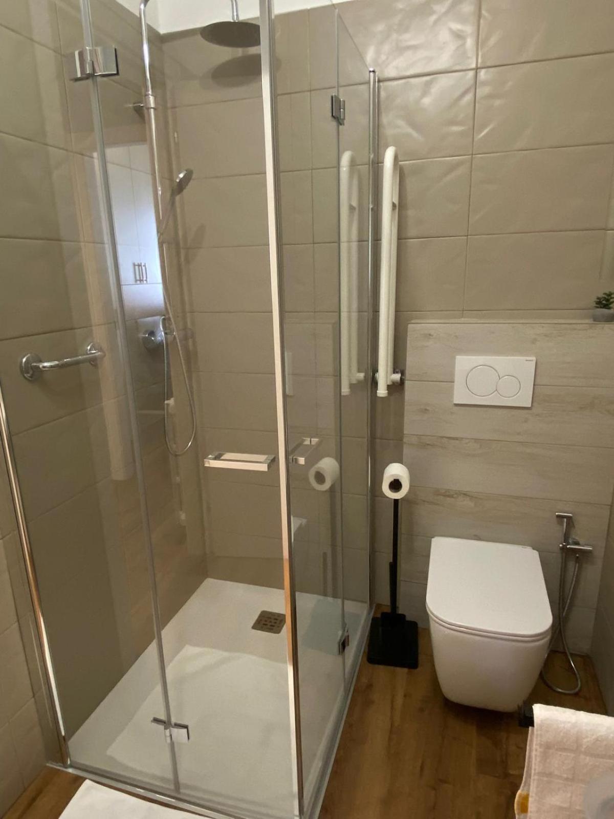 Lakeside Apartment Gravedona Ngoại thất bức ảnh